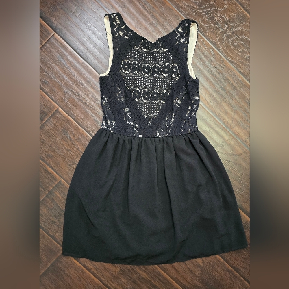 Rewind Womens Black Lace Flowy Sleeveless Cocktail Short Dress Small